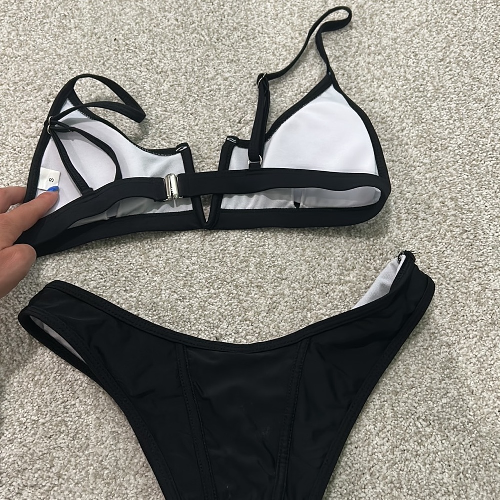 Bikini Set - Picture 4 of 4